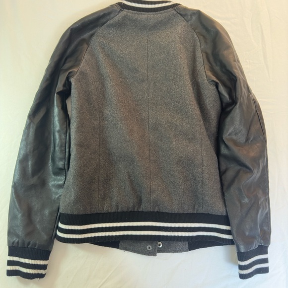 Brandon Thomas Jacket. - Picture 2 of 3